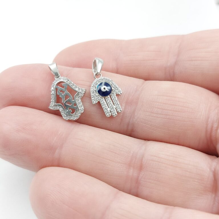 Hamsa-with-MOM-2