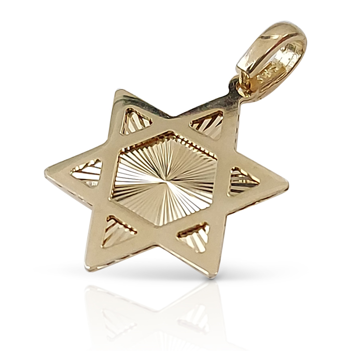 Gold-Star-of-David-pendant-with-brilliant-engraving