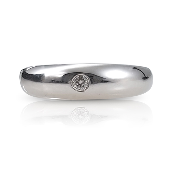 Signet-diamond-solitaire-ring-3-1